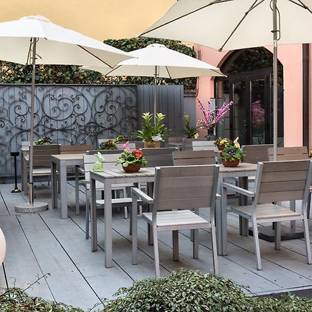 Hotel Lombardia Milan Bagian luar foto