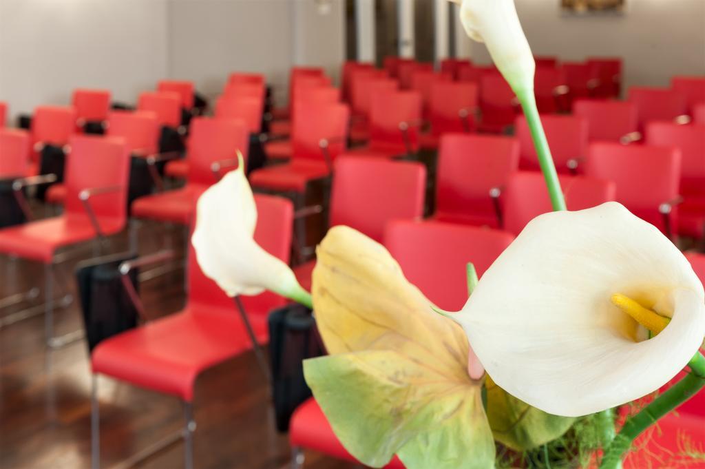 Hotel Lombardia Milan Bagian luar foto