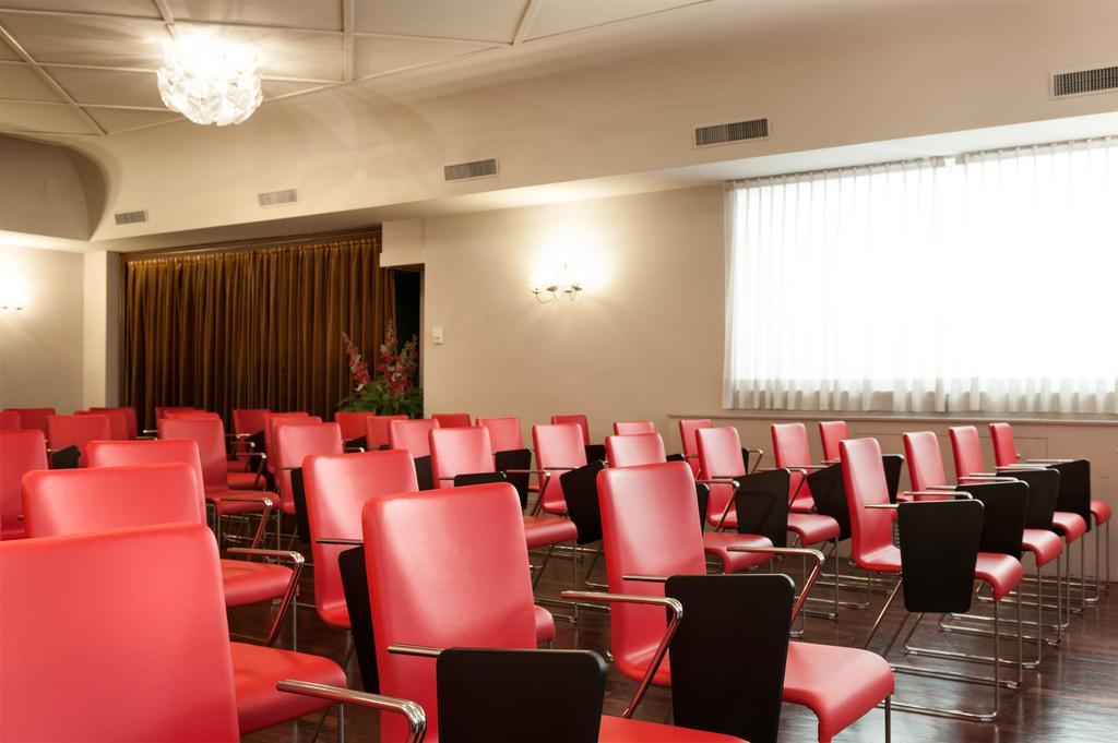 Hotel Lombardia Milan Bagian luar foto
