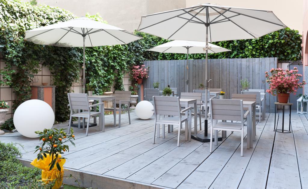 Hotel Lombardia Milan Bagian luar foto