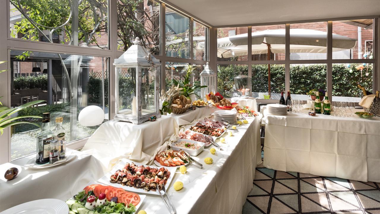 Hotel Lombardia Milan Bagian luar foto