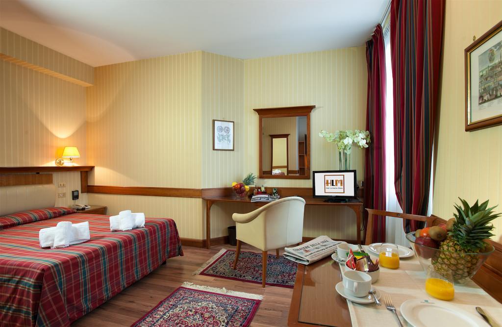 Hotel Lombardia Milan Bagian luar foto